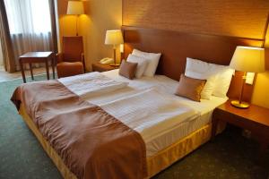 Aparthotel Crest | Arinsal, Andorra | Hotels & Resorts
