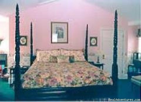 Photo #4 | Grey Gables Bed & Breakfast Inn | Image #4/4 | 