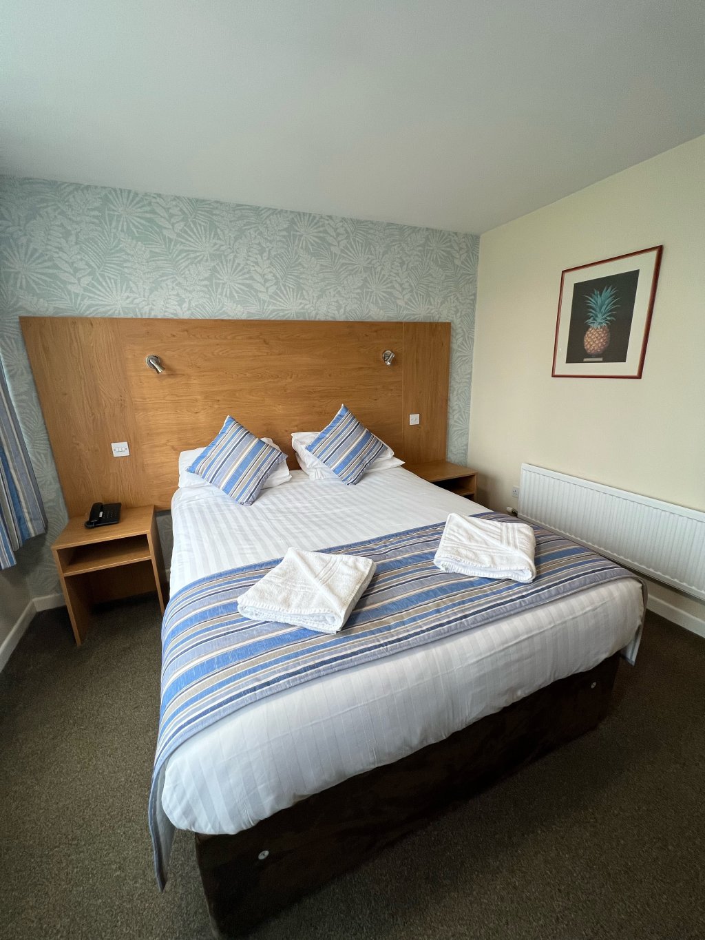 Bedroom | Hermitage Park Hotel | Coalville, United Kingdom | Hotels & Resorts | Image #1/6 | 