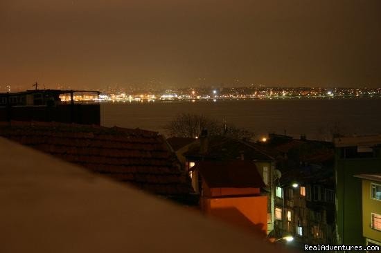 Night view of Asia side from hotel terrace | Hotel Tashkonak Istanbul | Image #10/19 | 