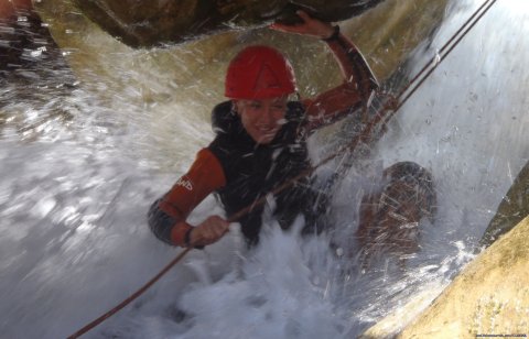 Easy abseiling under water... Big emotion