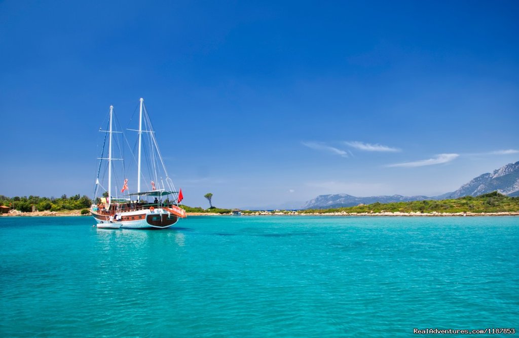 blue voyage bodrum cruise charter Turkey gulet charter gulet | Tum Tour Gulet Motor Yacht Charter & Blue Cruise | Image #18/22 | 