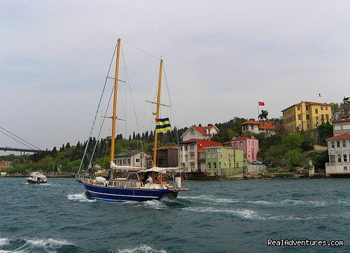bosphorus tours, istanbul boat cruises, bosphorus boat tour, | Bosphorus Tours Istanbul | Image #16/17 | 