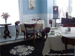 1880 Kaulbach House Historic Inn | Lunenburg, Nova Scotia Bed & Breakfasts | Great Vacations & Exciting Destinations