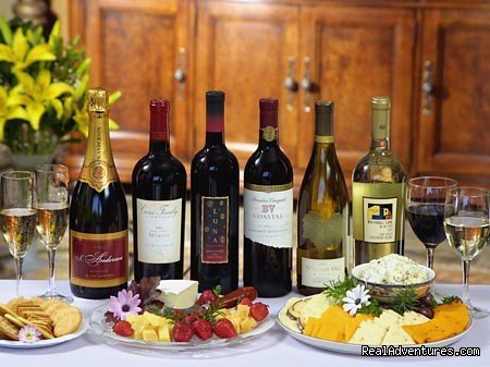 Daily FREE Wine & Cheese Tasting | Bel Abri - A French Country Inn | Image #2/18 | 