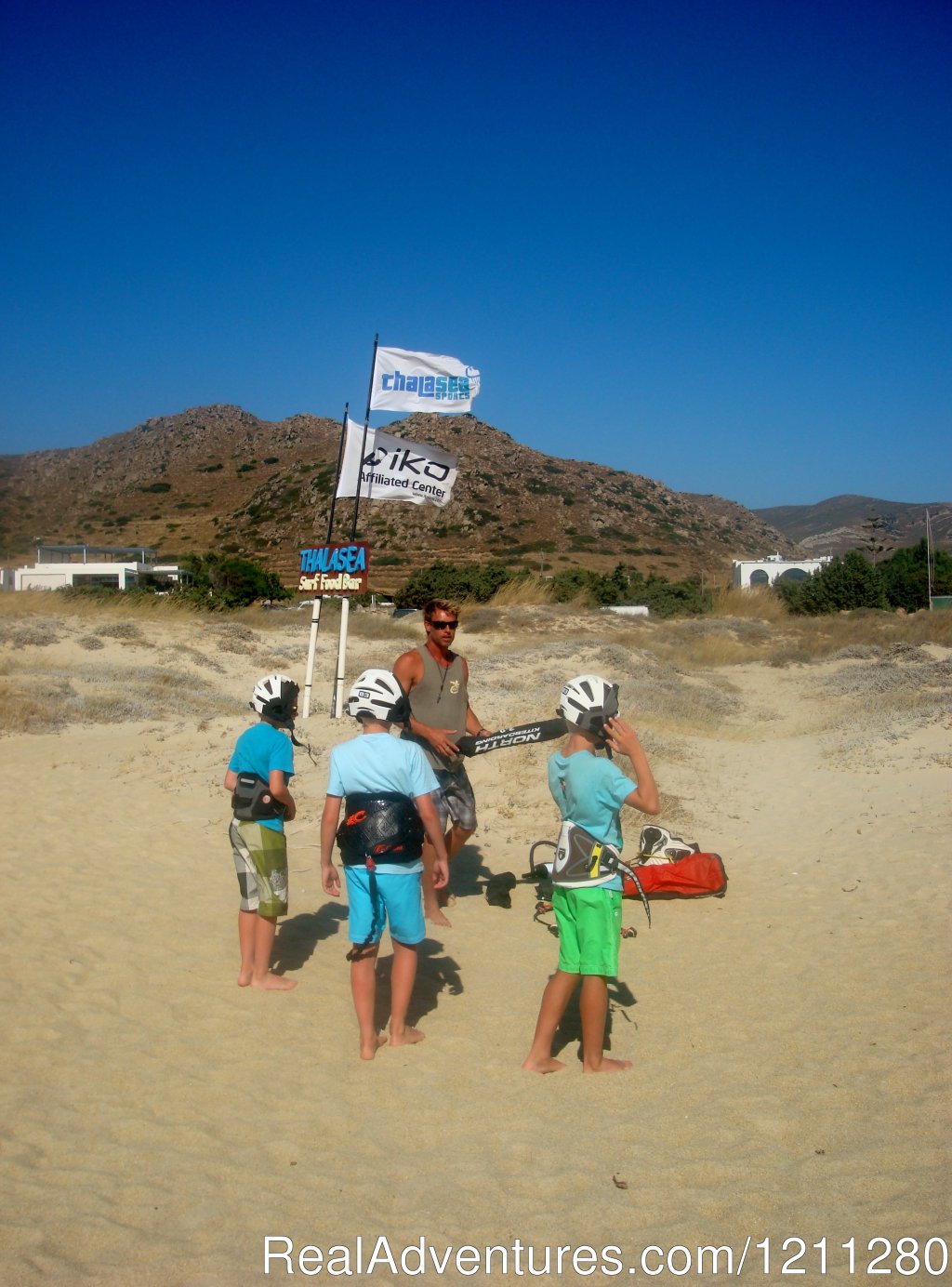 Kitesurf and Windsurf Getaways in Naxos - Greece | Image #2/10 | 