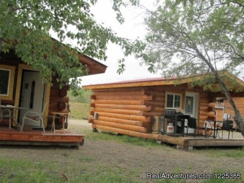 Creekside Cabins, Front View
