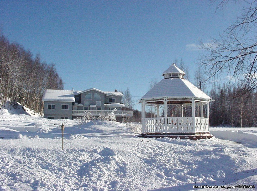 Winter/McKinley Home | Elegant Lakefront Vacation Rental | Image #9/10 | 
