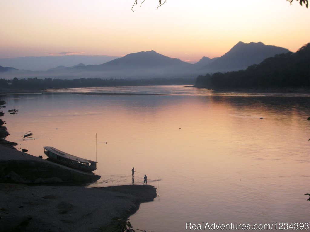 Mekong Boat trip | 4000 Islands, Laos | Cruises | Image #1/8 | 