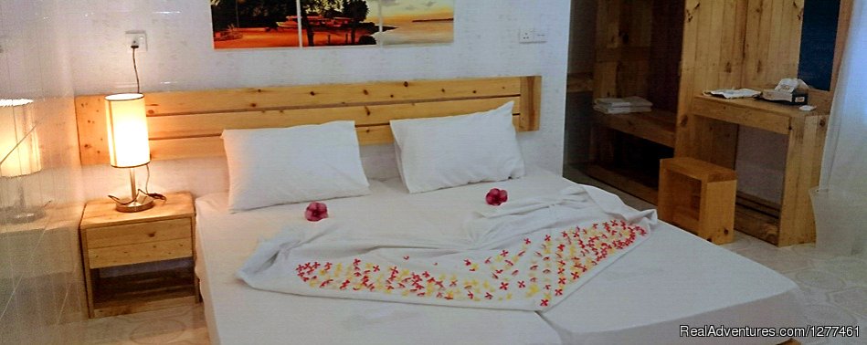 Room | Local Adventure at Dhiffushi | Male, Maldives | Bed & Breakfasts | Image #1/7 | 