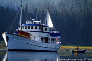 Alaska Charter Yachts | Petersburg, Alaska Sailing | Great Vacations & Exciting Destinations