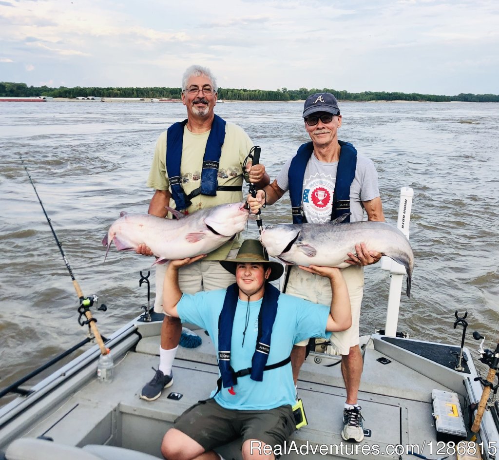 Two At Once | Fish Memphis for Trophy Catfish | Image #25/45 | 