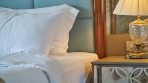 Squiers Manor Bed & Breakfats | Maquoketa, Iowa | Bed & Breakfasts