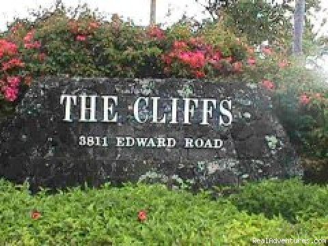 Cliffs Entrance