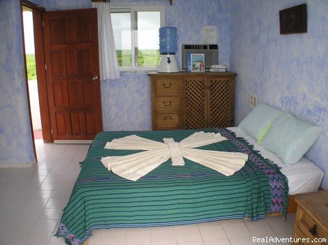 Hotel room | Half Moon Bay's Vista del Mar Condos/Hotel | Image #2/10 | 