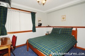 Westbourne Guest House - Riverside location: Grant Room