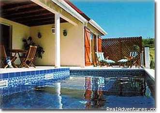 Affordable Beach Front Luxury: Villa ROSEBUD: Photo #7