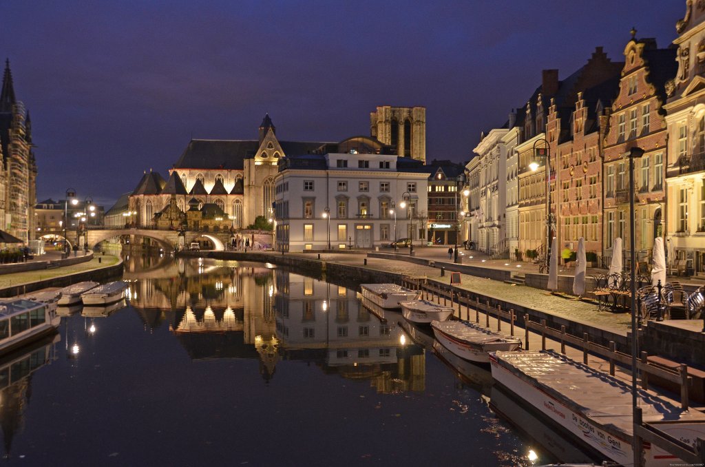 Ghent by night | 't Staaksken , a place for garden lovers | Image #12/24 | 