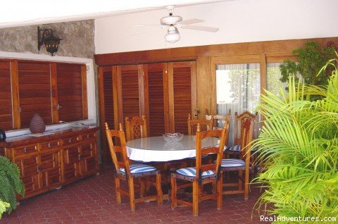 Dinning room with ceiling fan | Villa Trini | Image #5/11 | 
