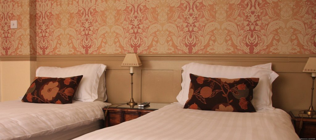 Broadway Room | WindrushHouse: treat yourself stay at Award Winner | Image #7/8 | 