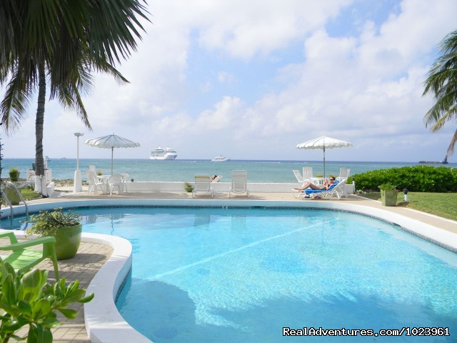 1-3 BR Condos, Seven Mile Beach, Grand Cayman: White Sands