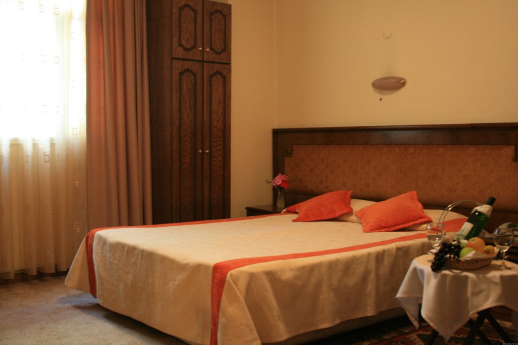 Rooms | Ambassador Hotel | istanbul, Turkey | Hotels & Resorts | Image #1/2 | 