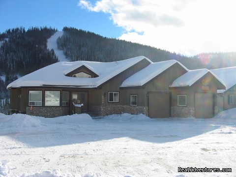 Front of house - from an angle - At Trails' End Chalet - Sun Peaks Resort - okanagan: sun peaks british columbia vacation rentals sun peaks