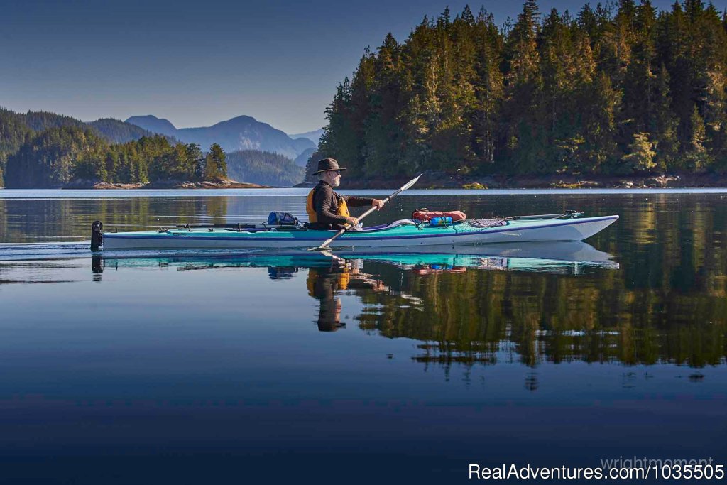 Silence in Paddling | Best Sea Kayaking Adventures on Vancouver Island | Image #9/15 | 