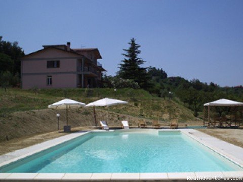 Podere Costantino, Swimming pool | Beautiful apartments along the Chianti road | Image #4/9 | 