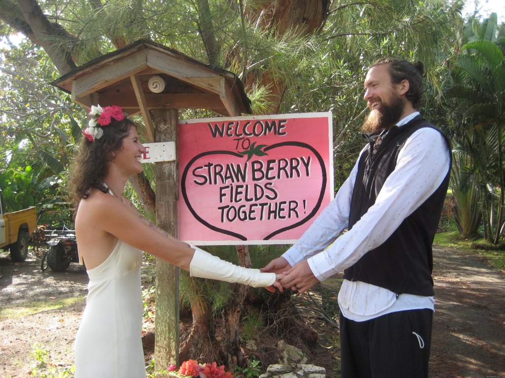 get married in Paradise | Back To Eden Strawberry Fields Together Jamaica | Image #8/22 | 