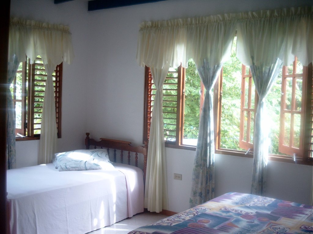 Bedroom,3 bedroom house | Jemas Guesthouse and  apartments | Image #6/26 | 