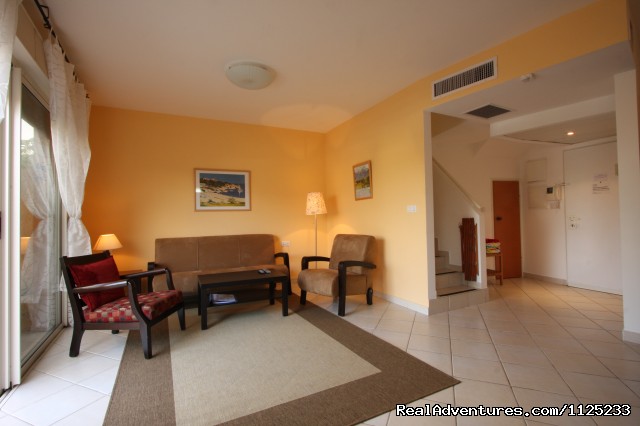 Israel Vacation Homes: Kitchen