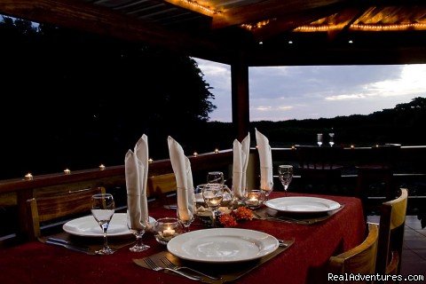 Dining | Surfing, Yoga, Ocean View Dining | Image #7/7 | 