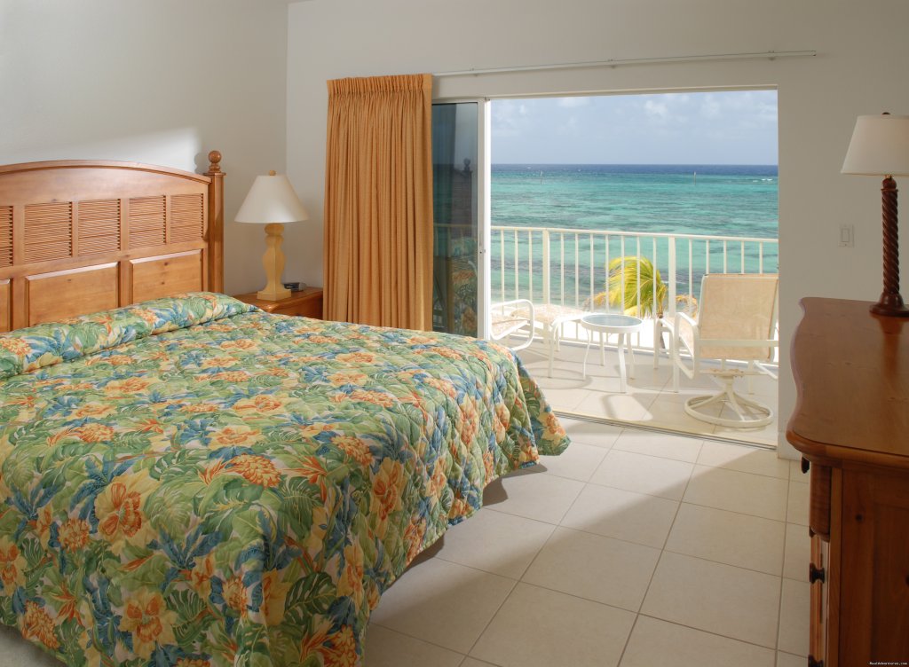 Beachfront One Bedroom Suite | Wyndham Reef Resort - All Suites - All Beachfront | Image #9/21 | 