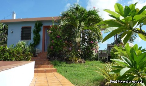 Culebra : Lovely 2 BR House with Panoramic Views : Side deck entrance