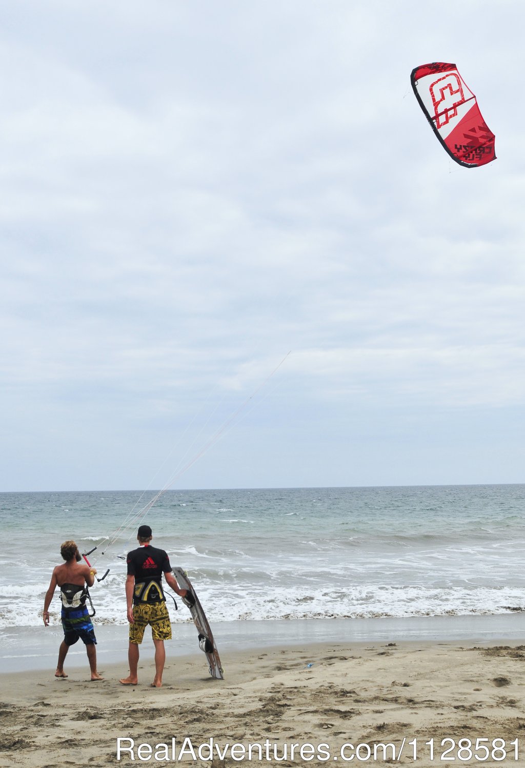 Kitesurfing in Manta Beach | Spanish and Kitesurfing in Ecuador | Manta, Ecuador | Language Schools | Image #1/5 | 