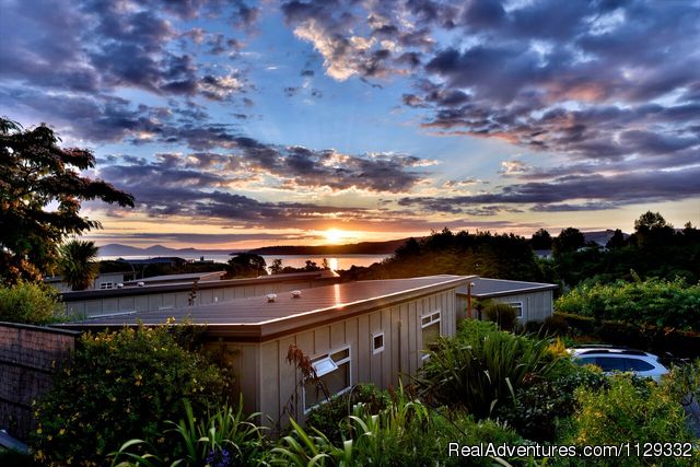 Taupo DeBretts Spa Resort: Come & Enjoy Taupo's Best View
