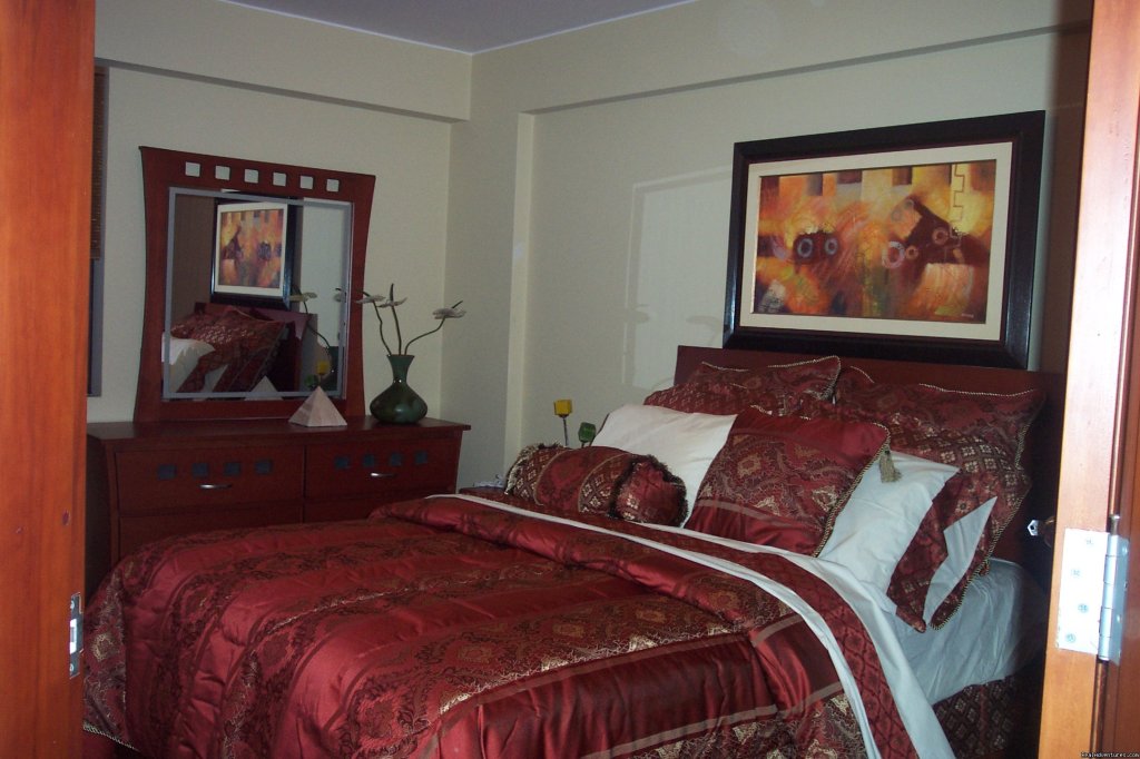 MASTER BEDROOM   |  Exclusive 2 Bedroom Apt 1 Block From Larcomar  | Image #3/10 | 