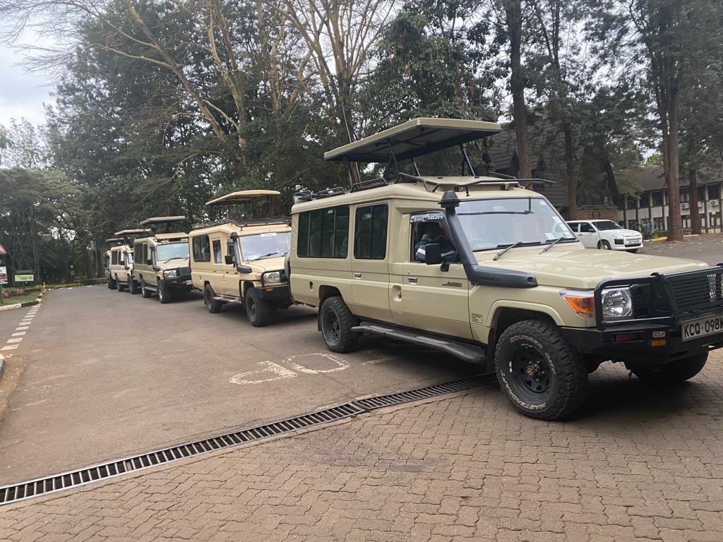 Mt Kenya Climbing sirimon route masai mara  Safari | Image #3/3 | 