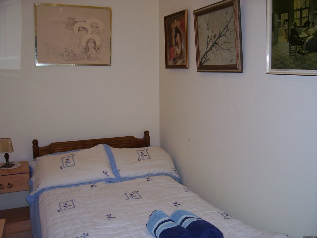 100_0231 | Rooms to rent in family house | Image #4/5 | 