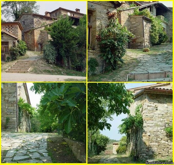 Front Entry | Romantic Weekend in Umbria B&B Borghetto di Pedana | Image #6/6 | 