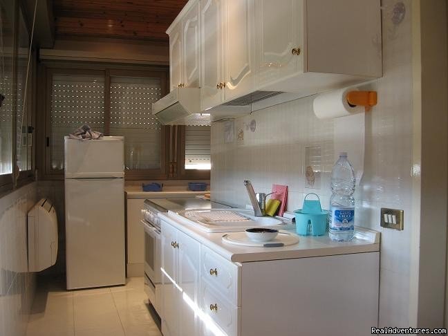 kitchen with solarium | Gorgeous appartment by the sea | Image #3/7 | 
