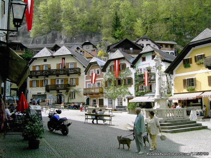 Village centre of Hallstatt | Cycling and walking holidays in Europe | Image #9/11 | 
