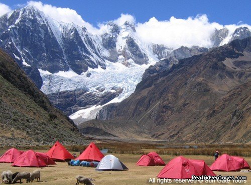 Camping place in the Cordillera Blanca Huaraz | Sun Gate Tours | Image #4/6 | 