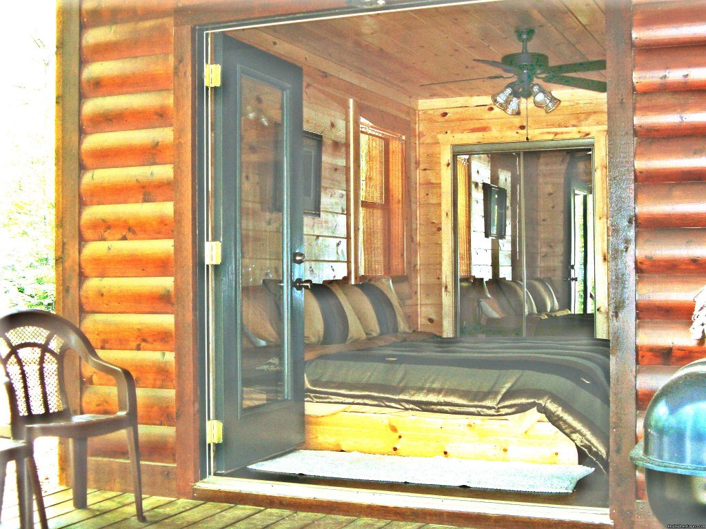 Country Star Cabin | Five Star Cabins (A Mountain Getaway) | Image #9/12 | 
