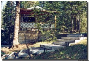 Cheechako Cabins, your Rocky Mountain Getaway | Nordegg, Alberta | Vacation Rentals