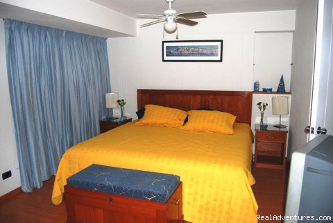 Rent Brand new Apartment with Ocean View in Lima: Master Bedroom with bahroom