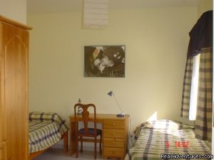 Home stay accommodation ideal for students | San Gwann, Malta | Youth Hostels