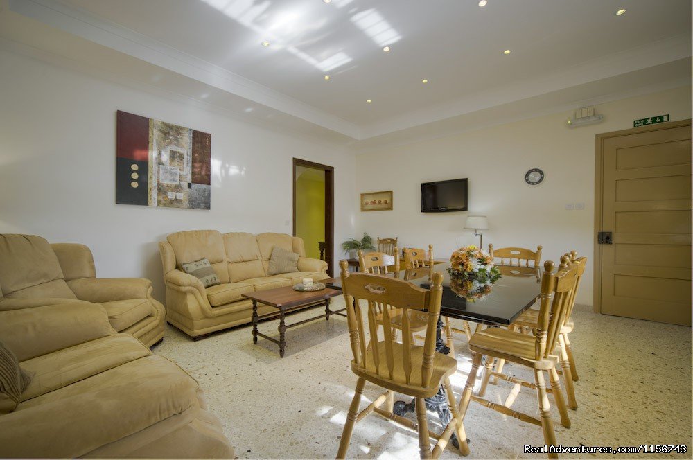 Fantastic Villa/Apartments w.Pool/Air Cond-Malta | Image #9/9 | 
