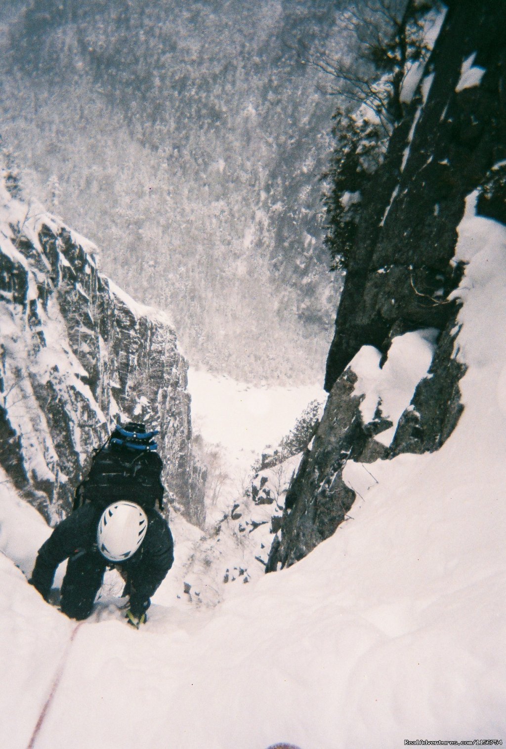 Trap Dike WI2 2000ft Adirondacks | Mountain Skills Climbing Guides- rock/ice climbing | Image #4/19 | 